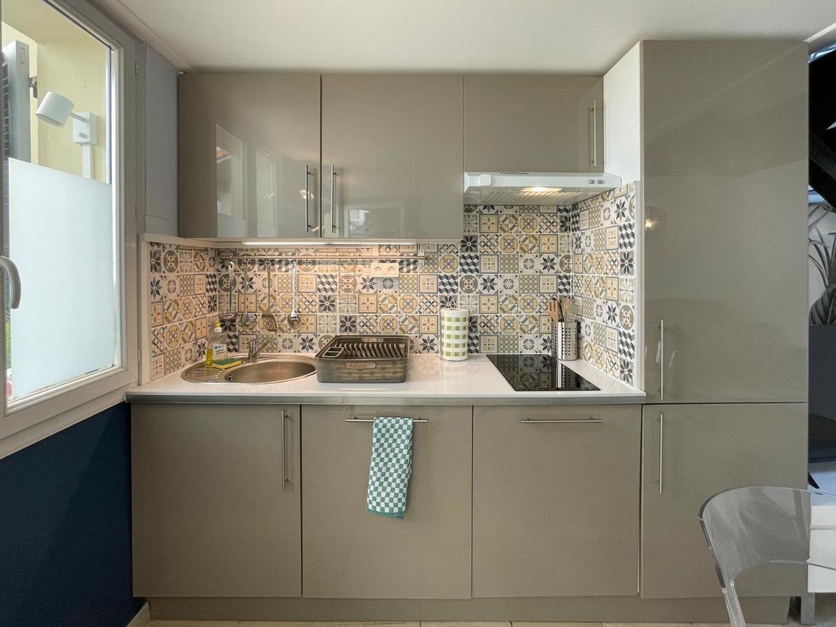 Near Promenade 4 People Apartment Ница Екстериор снимка